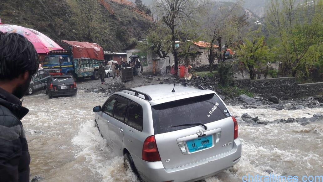 chitraltimes chitral rain and rescue operation road clearence kaldam gol drosh 4