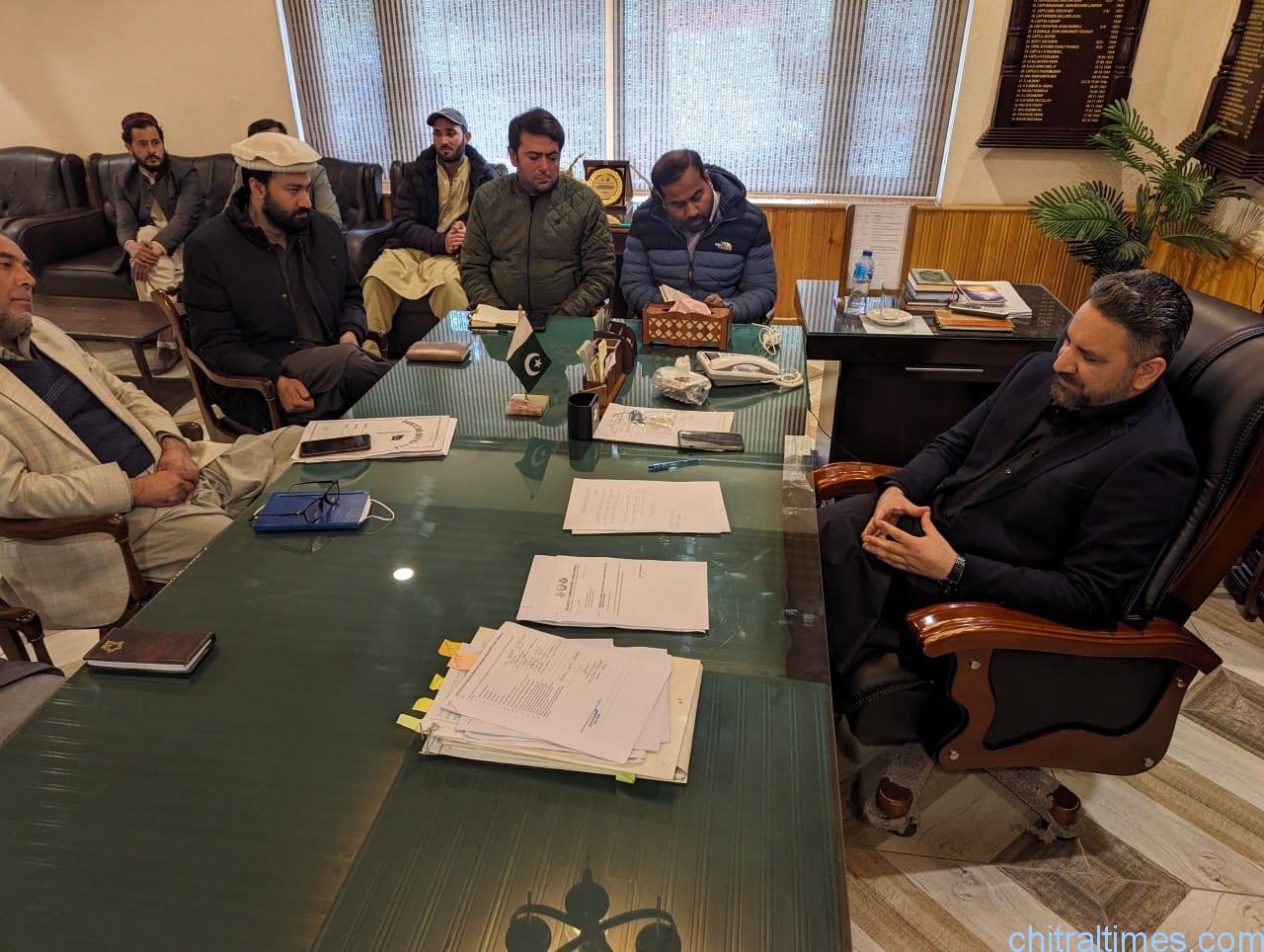 chitraltimes dc chitral lower chaired price review meeting roti rate reduced to 15rupees 3