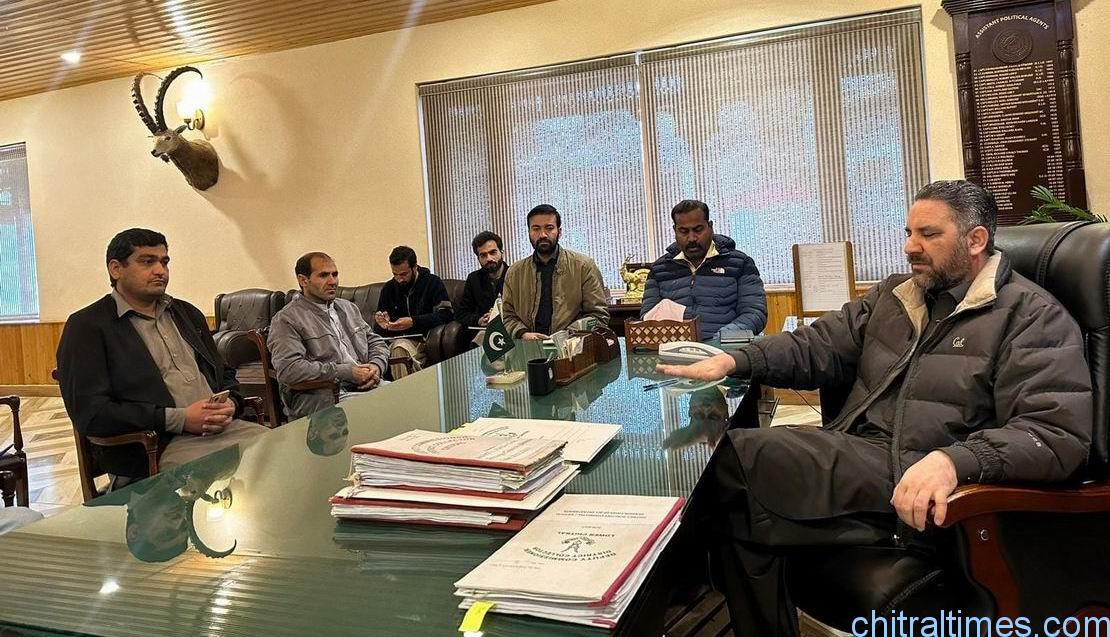 chitraltimes dc lower chitral imran khan meeting with nha officials contractors
