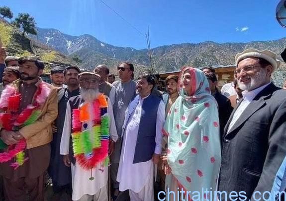 chitraltimes pti mna and mpa ds warm welcome in Ashirate vaillage
