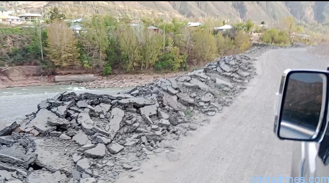 chitraltimes chitral booni mastuj shandur road under construction 19