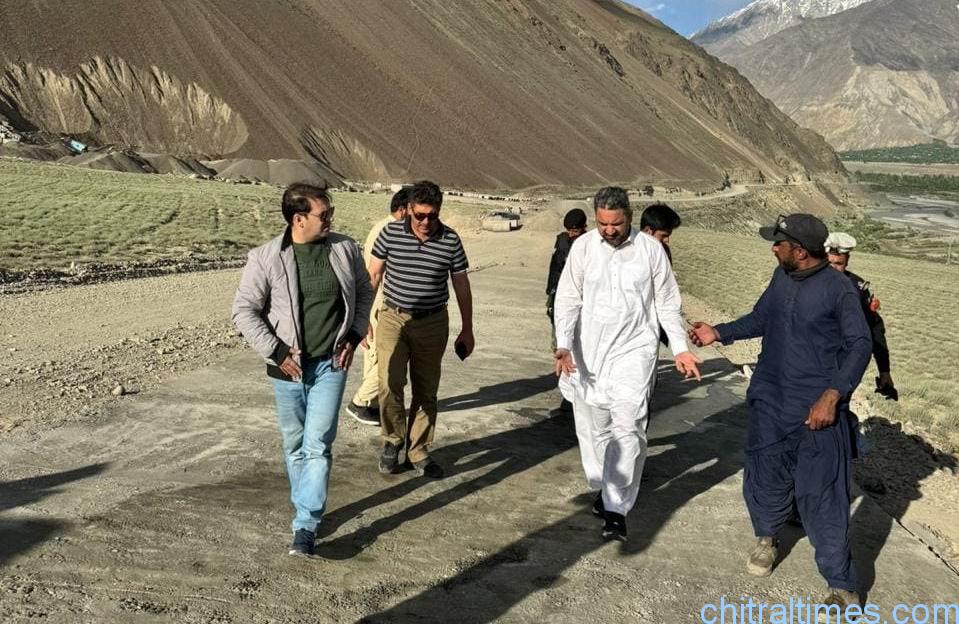 chitraltimes dc upper and lower chitral visits booni mastuj road 3