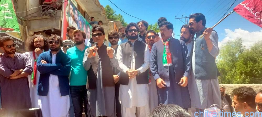 chitraltimes pti upper chitral protest for release of pti chairman imran khan 2