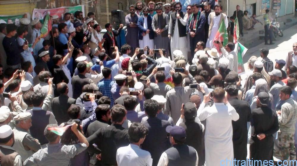 chitraltimes pti upper chitral protest for release of pti chairman imran khan 3