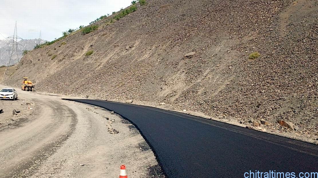chitral booni mastuj shandur road asfalt plant started 2