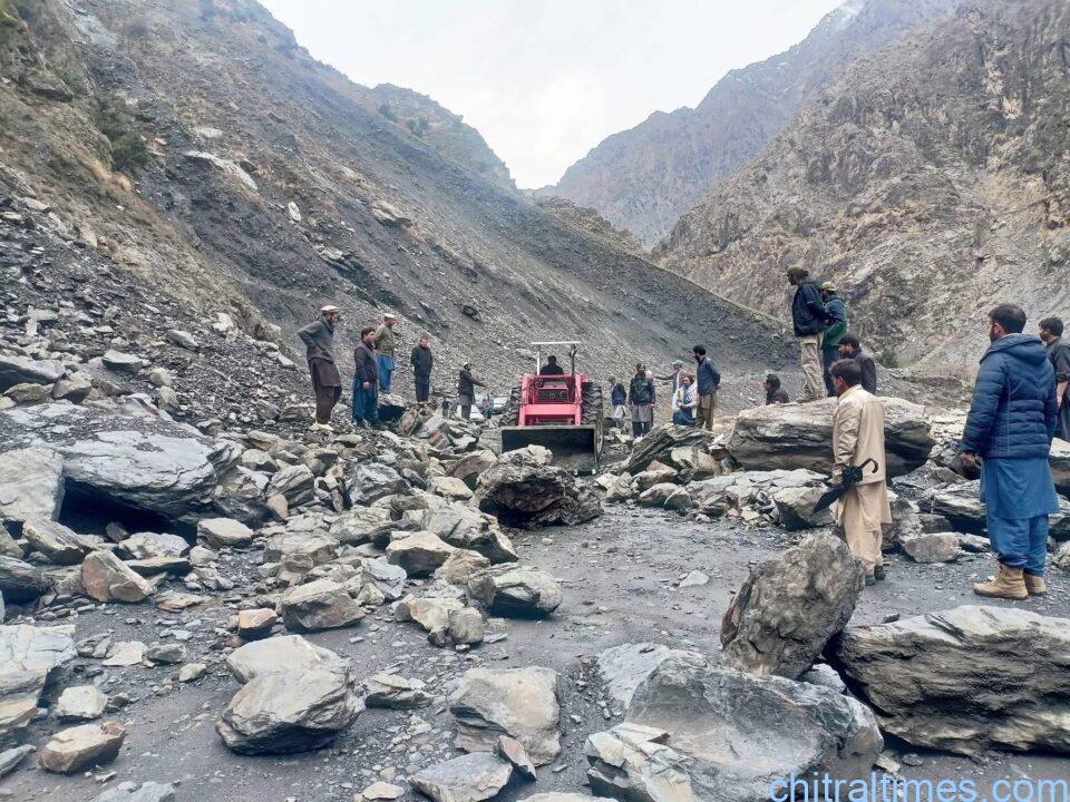 chitral kalash valley road clearence by kvda 3