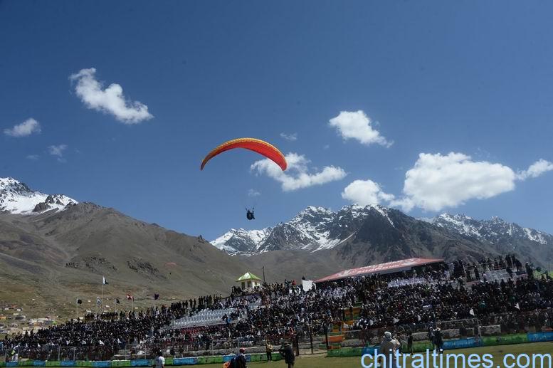 Chitral Times - The voice of Chitral | شندور پولو فیسٹیول کا رنگا رنگ افتتاح، لاسپورچترال کی دونوں ٹیموں نے غذر کو 9-0 سے شکست دیدی جبکہ تیسرے میچ میں یاسین کی ٹیم فاتح رہی، گورنرخیبرپختونخوا نےانعامات تقسیم کی chitral shandur polo festival first day matches Laspur chitral win by 9 0 5