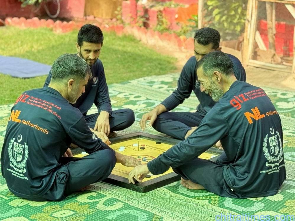 نشے سے پاک چترال: چترال سے بحالی کیلئے پشاور منتقل کئے گئے چوبیس افراد صحت یابی کی طرف گامزن