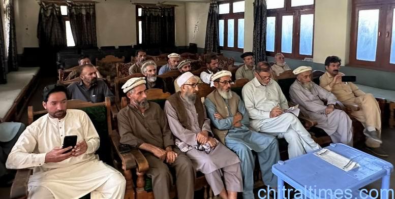 Chitral Times - The voice of Chitral | چترال کے انتہائی حساس ماحولیاتی نظام کو بچانے کیلئے علاقے میں بکریوں کی چرائی پر مکمل پابندی عائد کی جائے۔ عمائدین جغور chitraltimes Jughoor flood affectees press confrence chitral lower