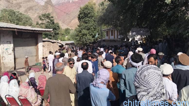 chitraltimes Reshun protest for electricity bill 4