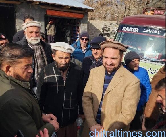 chitraltimes afghan refuges departure from booni upper chitral dc