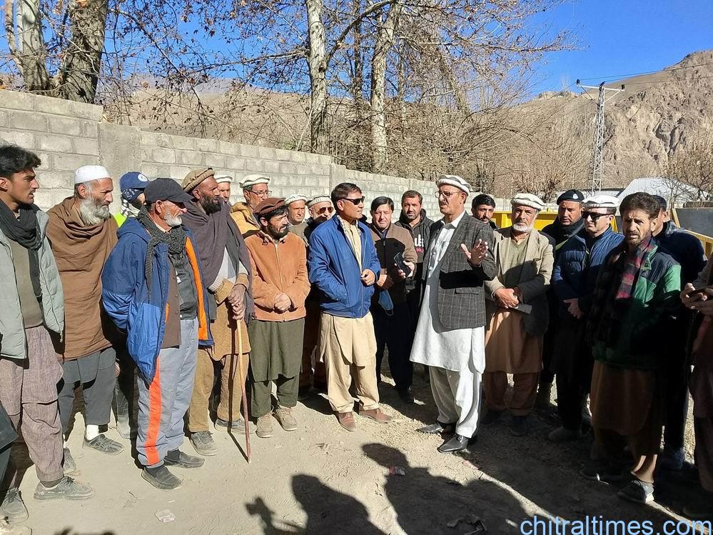 chitraltimes afghan refuges departure from upper chitral 3