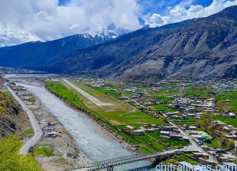  عید کی تعطیلات کے بعد چترال کے اکثر دکانیں اور ریسٹورنٹس تاحال بند، سیاحوں کی آمد میں بھی نمایاں کمی