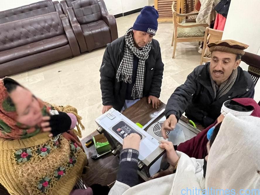 chitraltimes akrsp madad cookstove repair 5