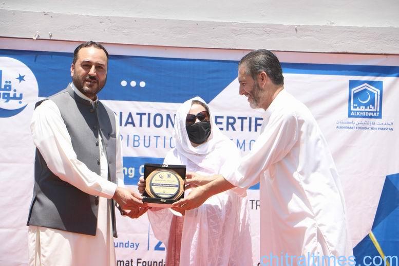الخدمت فاونڈیشن لویر چترال کے زیر اہتمام والنٹئرز کی خدمات کے اعتراف میں تقریب 