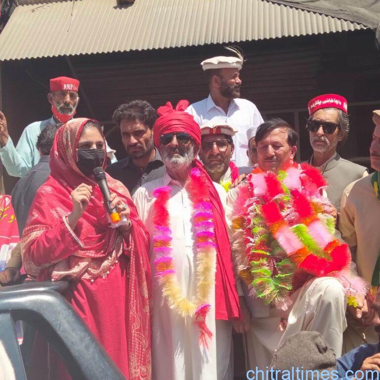 chitraltimes anp mpa khadija bibi warm welcome in chitral 2