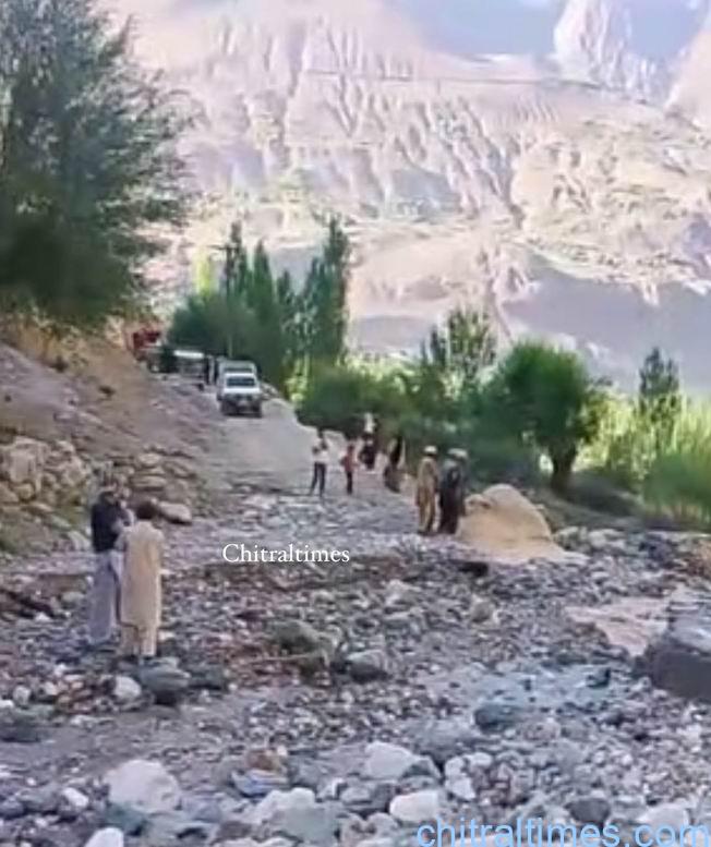 chitraltimes bang nala flood and sholkoch road closed 1