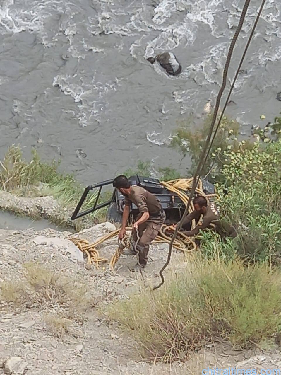 chitraltimes bilphok accident two dies 5
