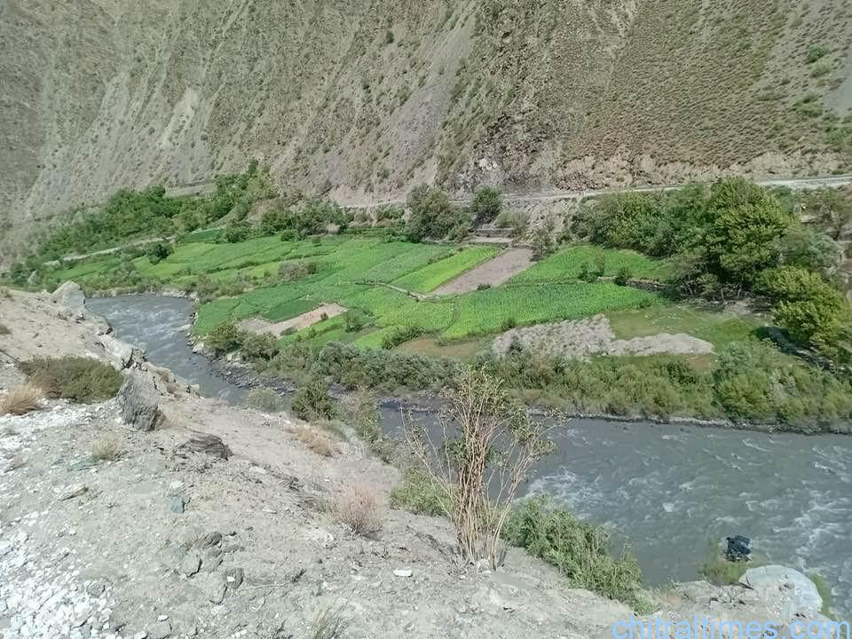chitraltimes bilphok accident two dies 6