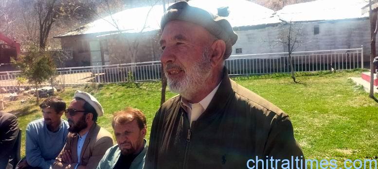 chitraltimes booni all parties meeting against aleged privatization on thq hospital booni