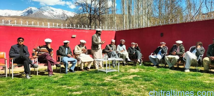 chitraltimes booni all parties meeting against aleged privatization on thq hospital booni 2