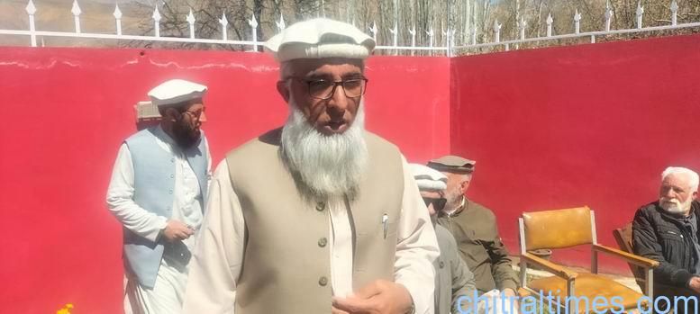 chitraltimes booni all parties meeting against aleged privatization on thq hospital booni molana yousuf jui