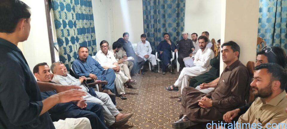 chitraltimes booni meeting on water supply 2