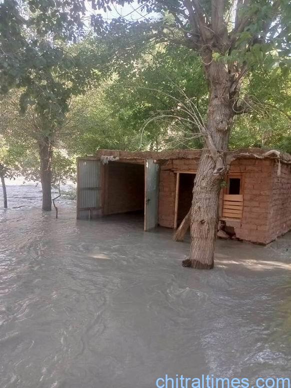 chitraltimes charun river erosion 2