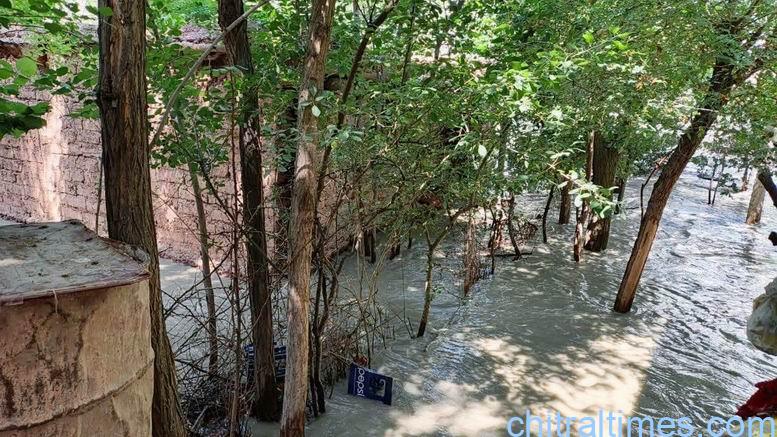chitraltimes charun river erosion 3