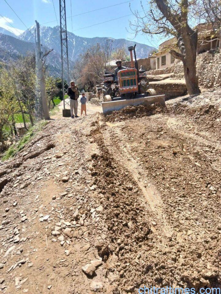 chitraltimes chitral madaklasht road clearence 3