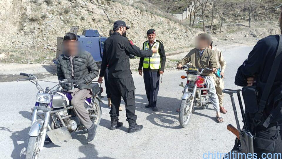 chitraltimes chitral police campaign against under age motorcyclist 1