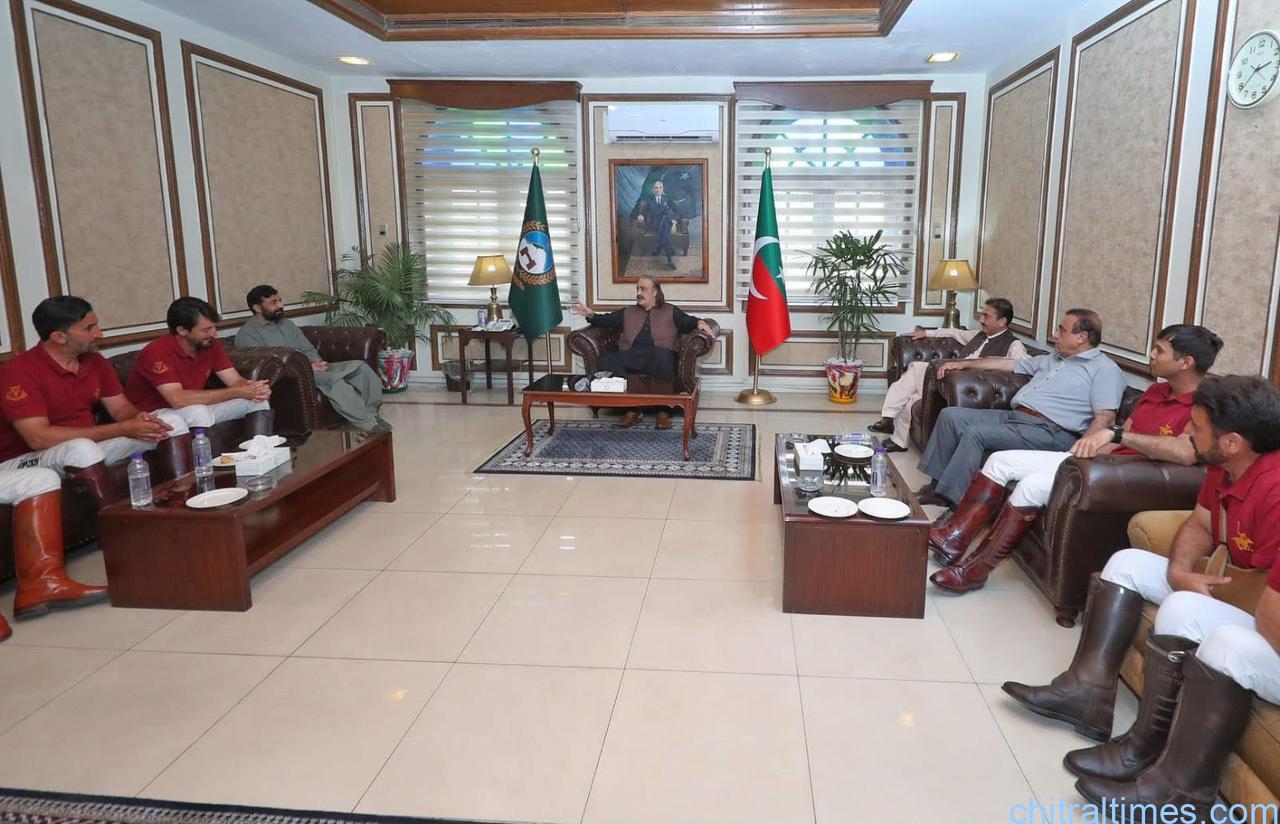 chitraltimes chitral polo A team shandur winner met cm kp ali amin 2