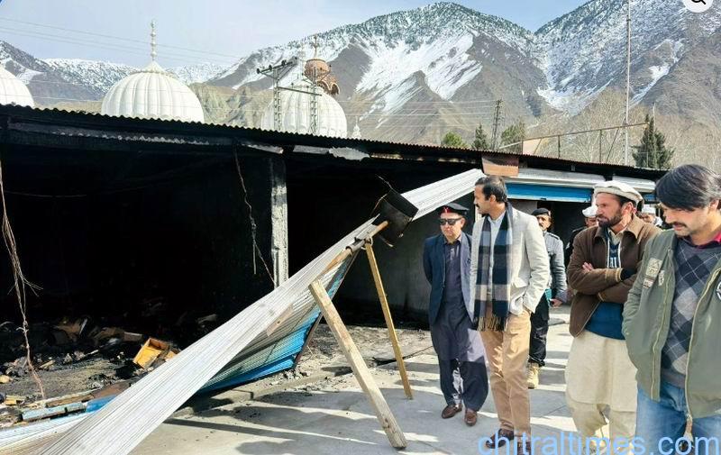 chitraltimes chitral shahi masjid road atashzadgi 6 shops damaged 1
