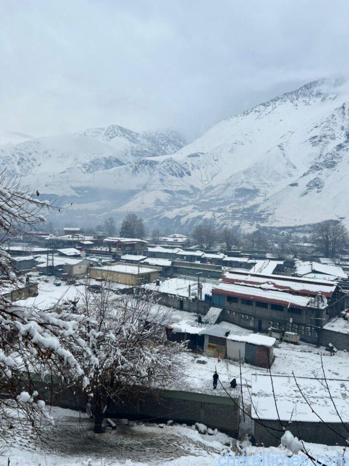 chitraltimes chitral snowfall chitral city and mulkhow warijun upper chitral 7