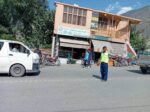 chitraltimes chitral trafic police and bazar trafic 1
