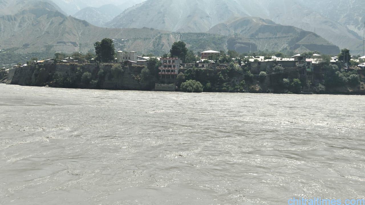 افغان طالبان رجیم نے چترال سے نکلنے والے دریائے کنڑ پر جلد از جلد ڈیم کی تعمیر شروع کرنے کا حکم دیدیا، دوسری طرف دریائے چترال کو دریائے پنجکوڑہ میں موڑنے کا منصوبہ زیرِ غور