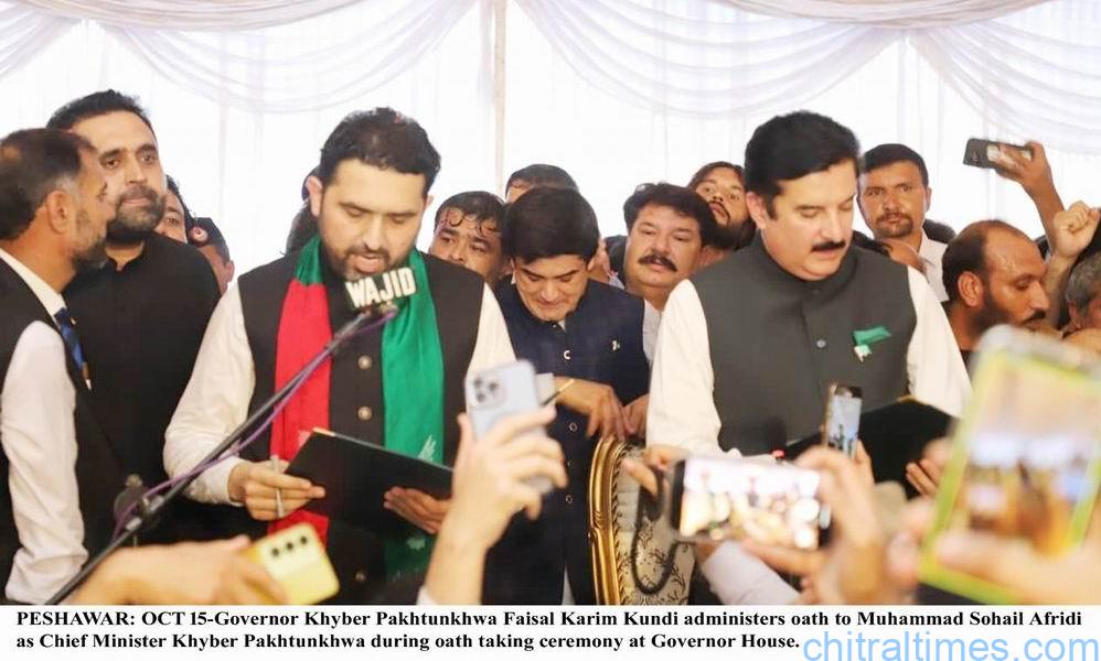 خیبرپختونخوا کے نومنتخب وزیر اعلیٰ محمد سہیل آفریدی کی حلف برداری تقریب،  باضابطہ طور پر وزارت اعلیٰ کا منصب سنبھال لیا
