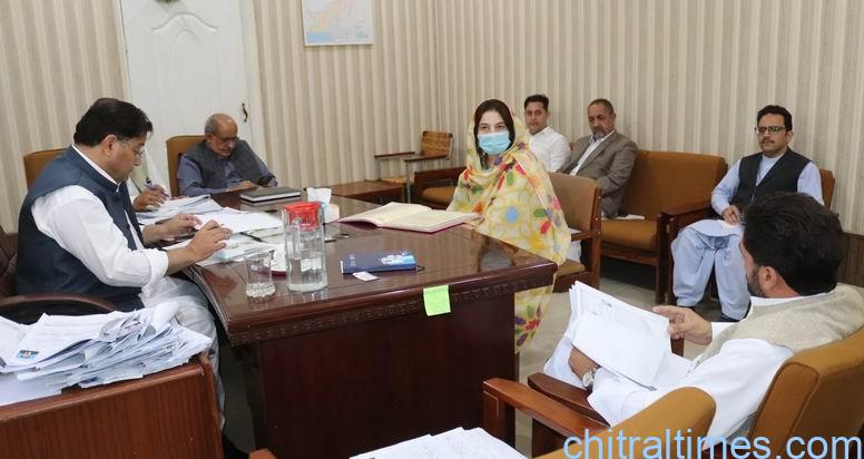 چترال کے مختلف ہسپتالوں میں ڈاکٹرز، ڈینٹل سرجنز اور نرسز کی بڑی تعداد تعینات، مجموعی طور پر 74میڈیکل آفیسرز،10 ڈینٹل سرجنزاور40 نرسز تعینات کی گئی ہیں 