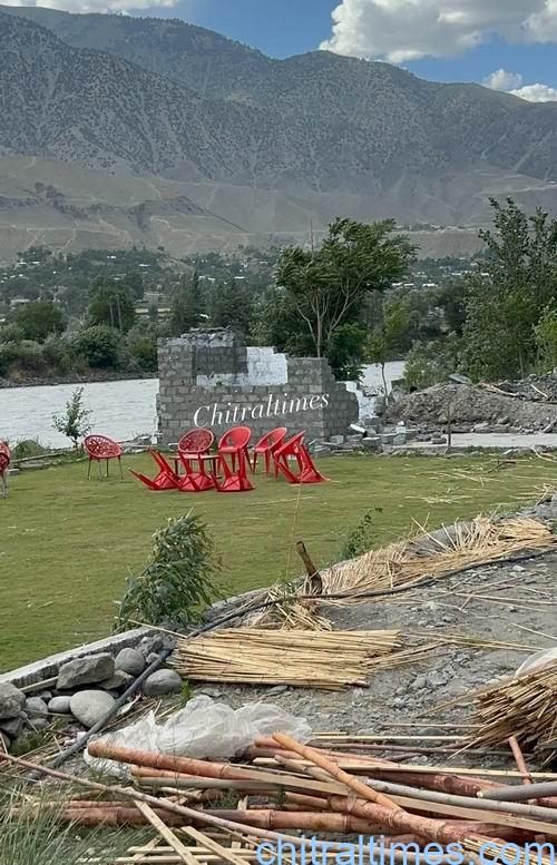 Chitral Times - The voice of Chitral | چترال ؛ لنیک میں قائم کیفے کی مسماری پر شدید ردعمل، متاثرہ نوجوانوں کو معاوضہ دینے کا مطالبہ chitraltimes darbar lanik cafee destroyed by district admin lower chitral 2