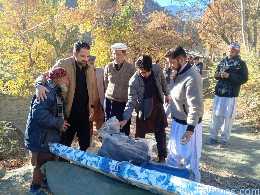 chitraltimes dc and dpo upper chitral visit zaini fire cut house 3