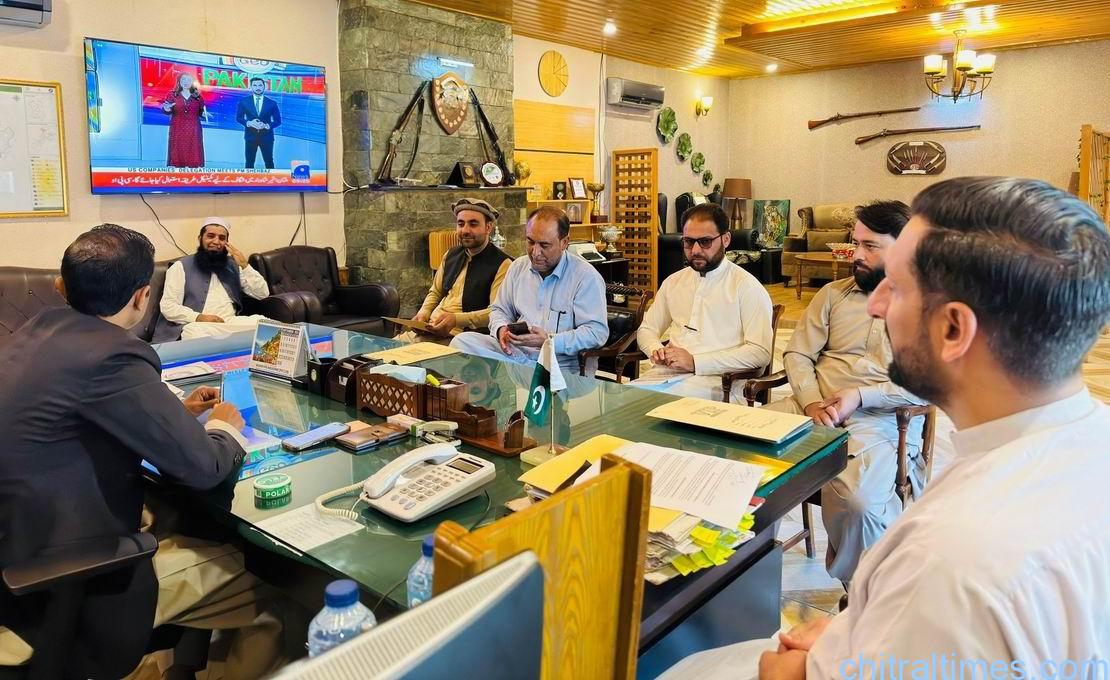 chitraltimes dc chaired meeting on sasta market establishment 1