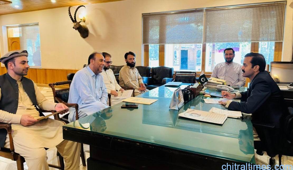 chitraltimes dc chaired meeting on sasta market establishment 3