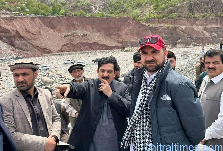 ریشن شادر میں فلڈ پروٹیکشن منصوبہ، ڈپٹی کمشنر اپر چترال کا ایریگشن حکام کے ہمراہ مجوزہ سائٹ کا تفصیلی دورہ