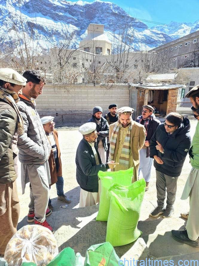 chitraltimes dc upper chitral bazar visit m imran ac mastuj malooki and aac mulkhow ghazra 6