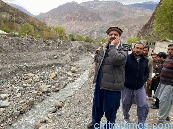 ریشن میں کسی بھی ممکنہ ہنگامی صورتحال کے پیش نظر ڈپٹی کمشنر اپر چترال کا دورہ