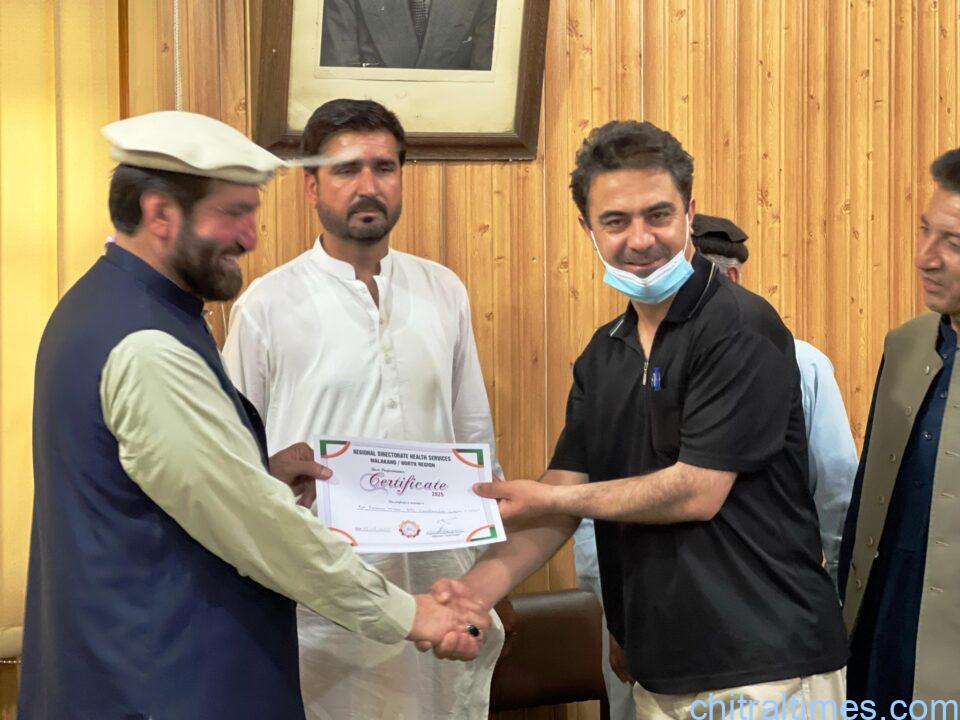 chitraltimes dho office lower chitral ceretificate and awards distribution 1