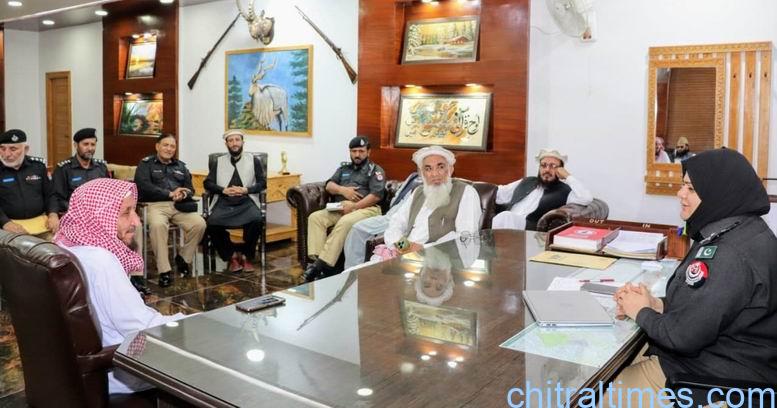 Chitral Times - The voice of Chitral | ڈی پی او لوئر چترال کی علمائے کرام اور اسماعیلی کمیونٹی رہنماؤں سے ملاقات، امن، مذہبی ہم آہنگی اور منشیات کے خاتمے پر تعاون بڑھانے پر اتفاق chitraltimes dpo chitral lower meeting with religious eleders 1