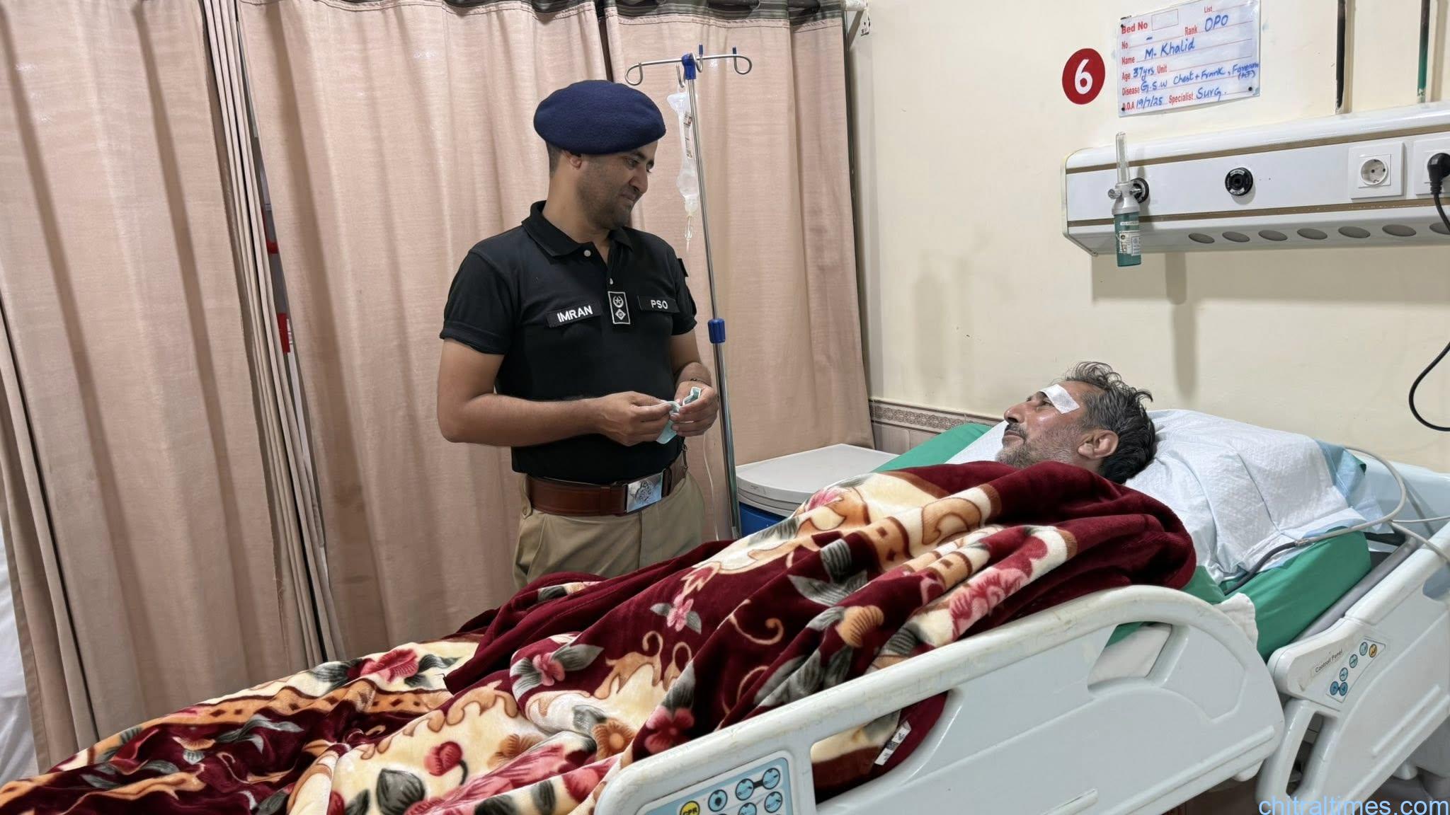 chitraltimes dpo khalid khan and imran khan