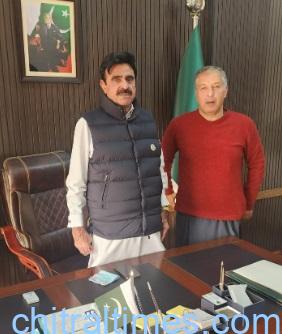 chitraltimes ex mna iftikharuddin met fm rana mubashir