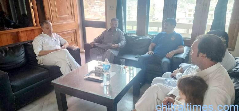 چترال میں گیس پلانٹس کی تنصیب کا عمل تیز، صارفین کو مارکیٹ سے 1200 روپے سستے سلنڈر ملیں گے